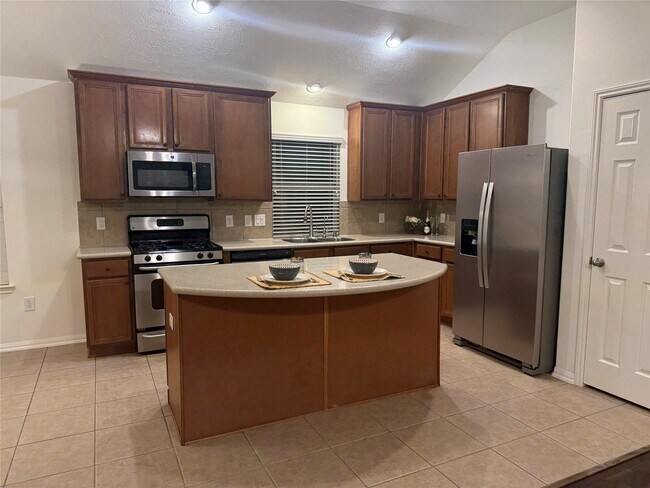 Building Photo - 27219 Camden Glen Ln