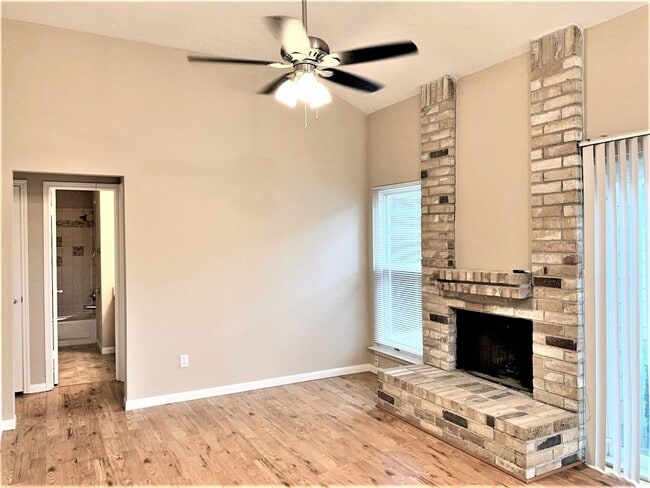 Building Photo - 11922 Westwold Dr