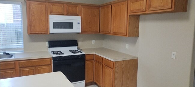 Building Photo - 21147 Covington Bridge Ln