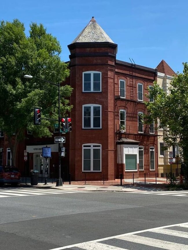 Primary Photo - 1601 6th St NW