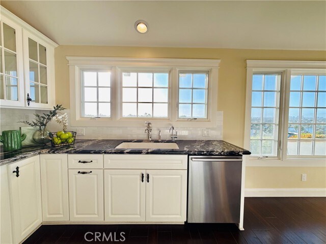 Building Photo - 2839 Carob St