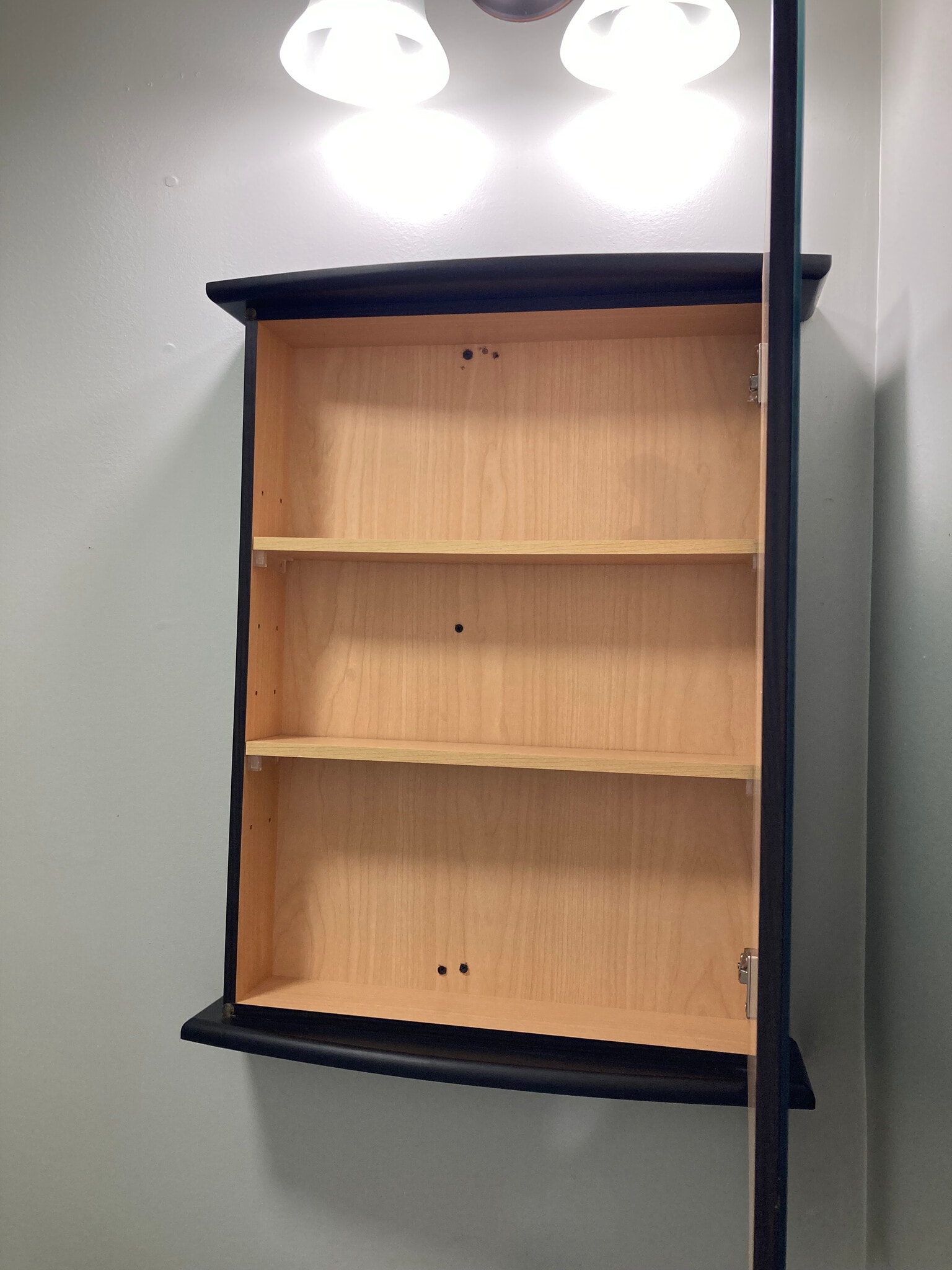 Building Photo - 696 Elm Pl