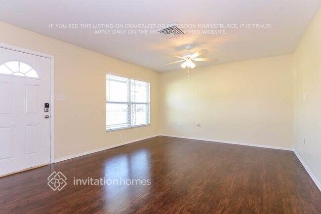 Building Photo - 5348 Colewood Pl
