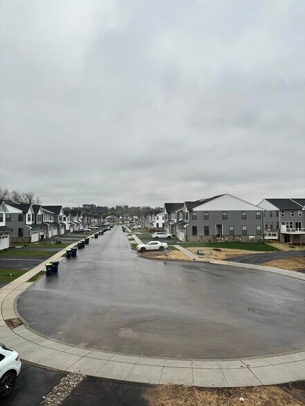 Building Photo - 182 Mahogany Ln