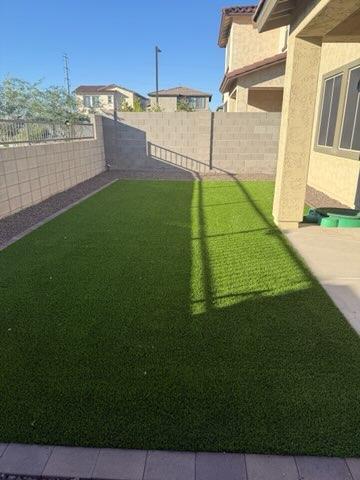 Building Photo - 18085 W Lupine Ave