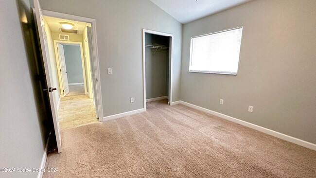 Building Photo - 925 Osprey Ln