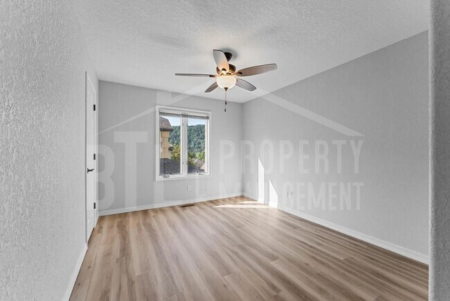Building Photo - 185 Eagle Pointe Dr