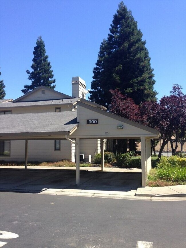 Building Photo - Great 2 bed 2 bath Condo in Hercules -- AV...