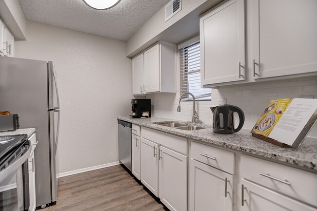 Building Photo - Terrace Cove Apartment Homes