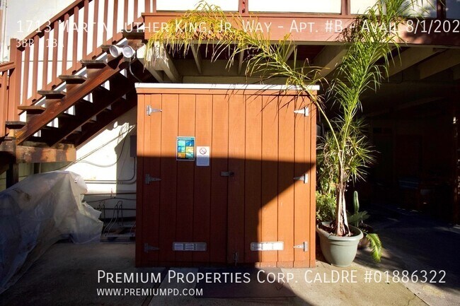 Building Photo - 1713 Martin Luther King Jr Way