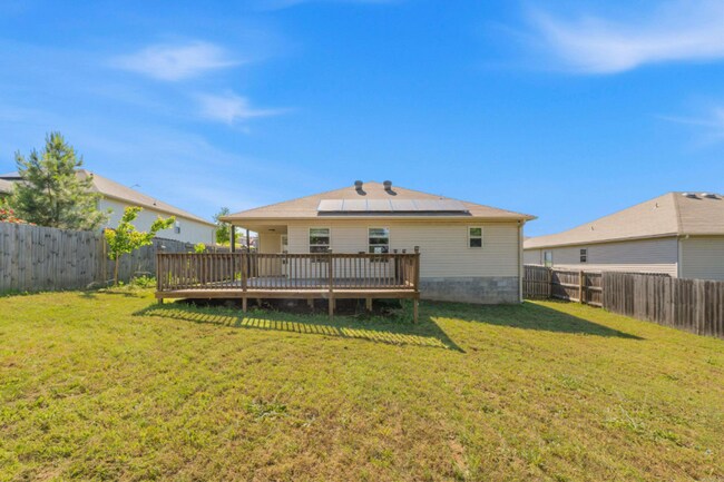 Building Photo - Move-in Ready in Sylvan Hills