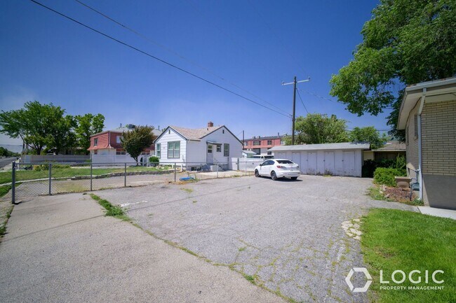 Building Photo - 783 E 1400 S
