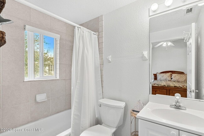 Building Photo - 446 N Seaport Blvd