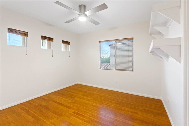 Building Photo - 1708 Cordoba Canyon St