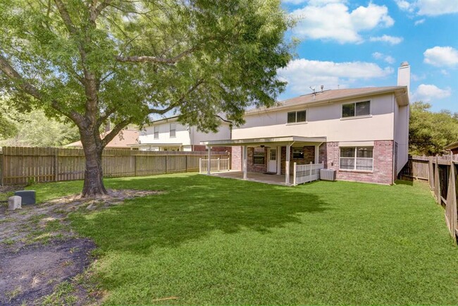 Building Photo - 29419 Fox River Dr