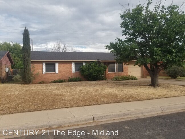 Primary Photo - 3 br, 2 bath House - 4711 Storey