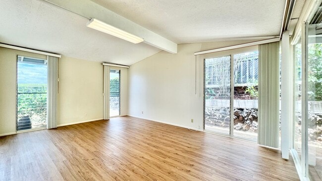 Building Photo - SPACIOUS 4 BEDROOM HOME IN DESIRABLE AIEA ...