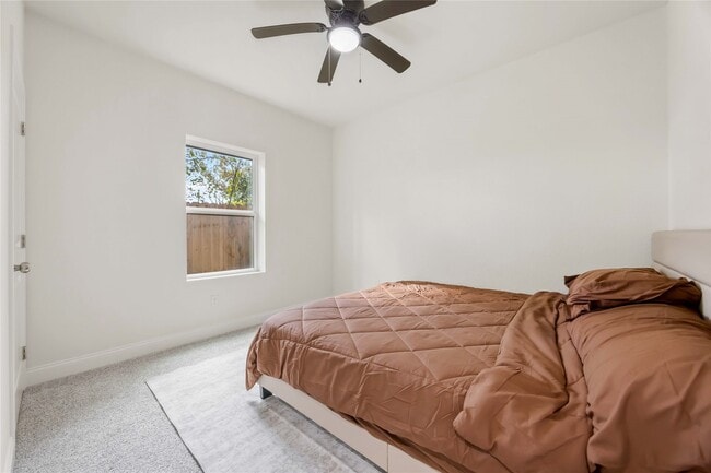 Building Photo - 9129 Brandon St