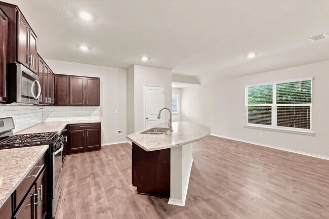 Building Photo - Beautiful Bulverde Home in Comal ISD – Move-In Ready!