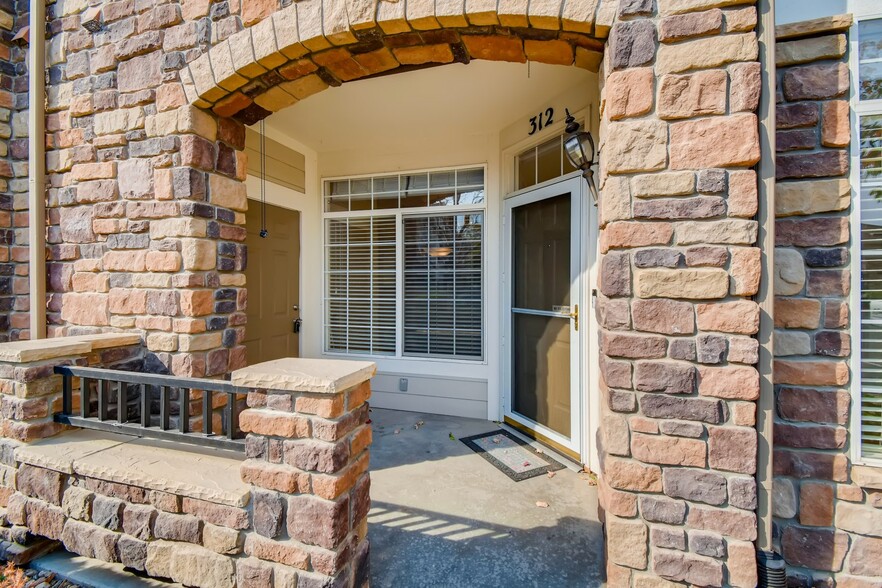 Front patio with outdoor storage - 12711 Colorado Blvd