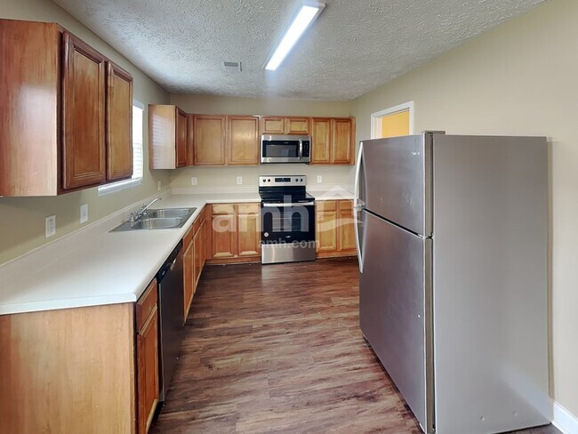 Building Photo - 2669 New Port Royal Rd