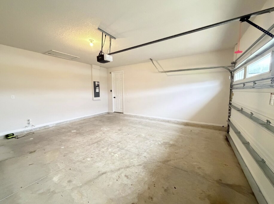 Building Photo - 162 Cedar Elm Way