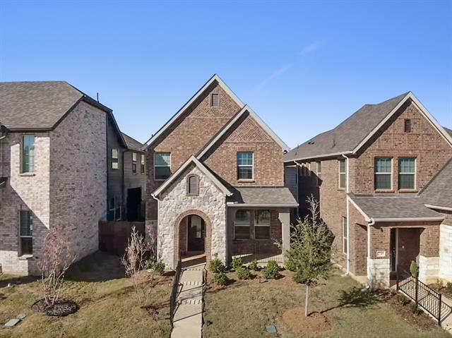 Building Photo - 2745 Acadia Dr