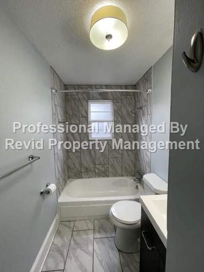 Building Photo - 36 N Auburndale St