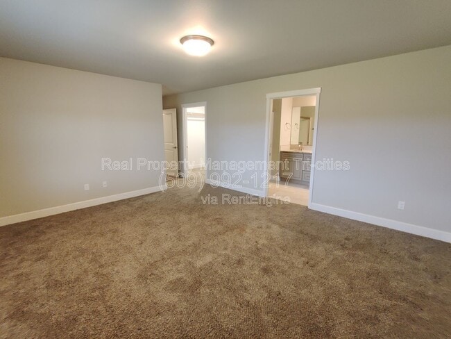 Building Photo - 8209 Coldwater Dr