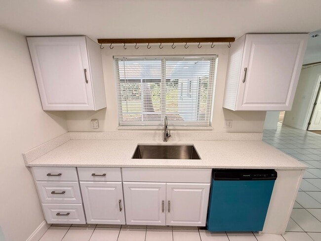 Building Photo - Beautifully Renovated 4-Bedroom Home with Large Backyard & 2-Car Garage