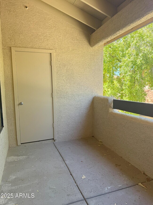 Building Photo - 7008 E Gold Dust Ave