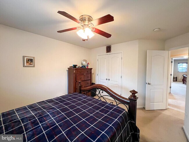 Building Photo - 25008 Owl Creek Dr