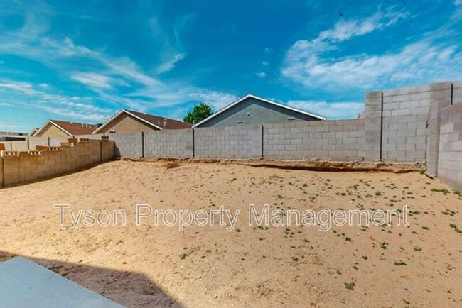 Building Photo - 1301 Amole Vista St SW