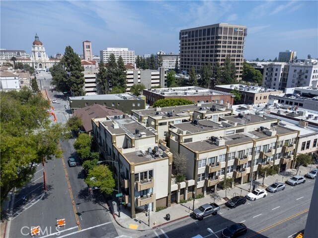 Building Photo - 80 N Raymond Ave