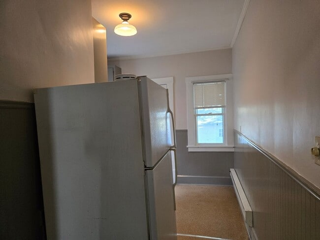 Building Photo - 118.5 W Walnut St