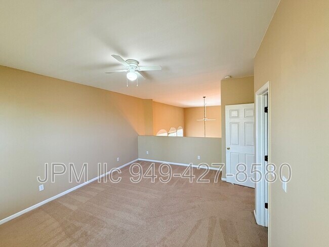 Building Photo - 9950 Moccasin Ct