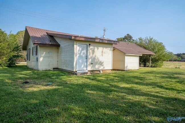 Building Photo - 2208 Old Gurley Pike