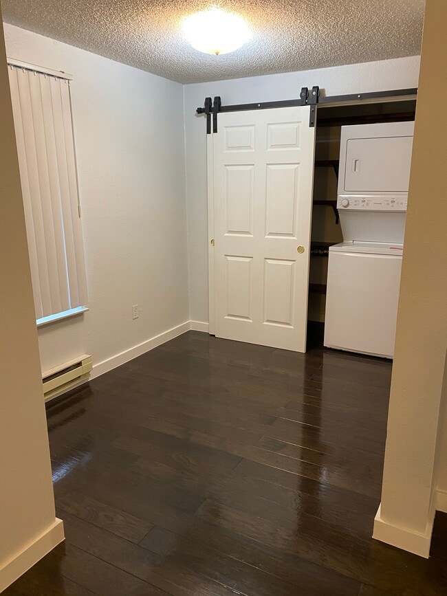 Kitchen & Pantry - 17512 149th Ave SE