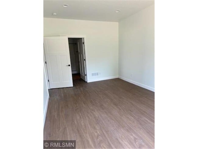 Building Photo - 1226-1228 Wisteria Ln