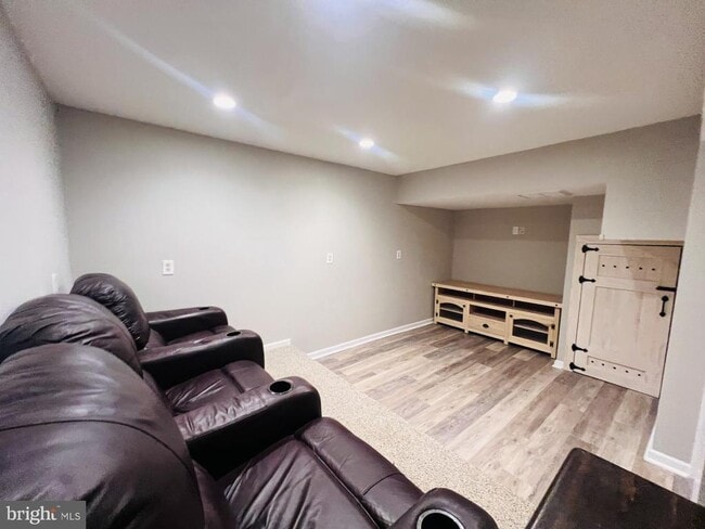 Building Photo - 3705 Aquia Dr