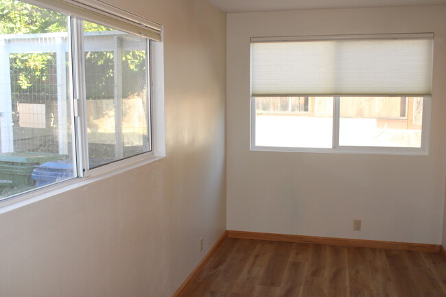 third bedroom - 408 Pine St