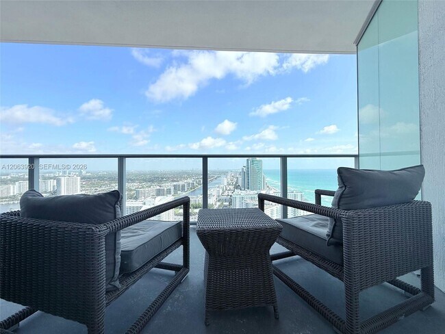 Building Photo - 4111 S Ocean Dr