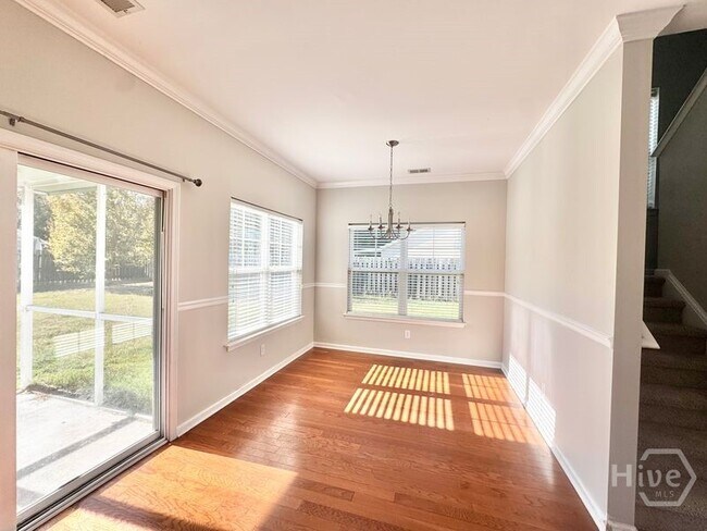 Building Photo - 290 Willow Oak Dr