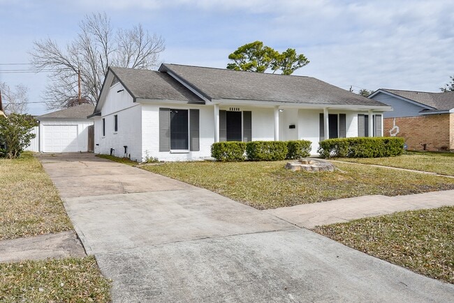 Building Photo - 11623 Kirkhollow Dr