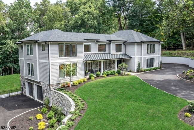 Building Photo - 315 Freemans Ln