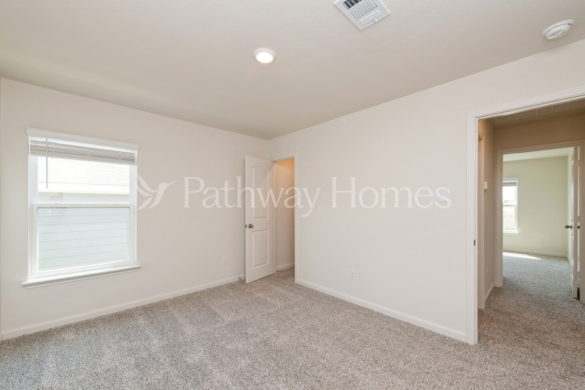 Building Photo - 917 Mountain Goat Ln