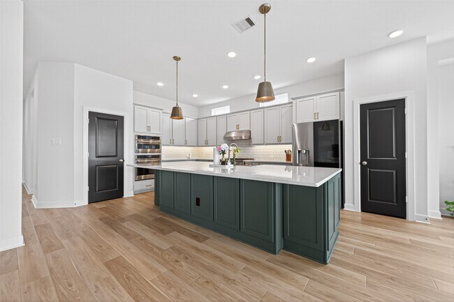 Building Photo - 14327 Vis Vw Dr