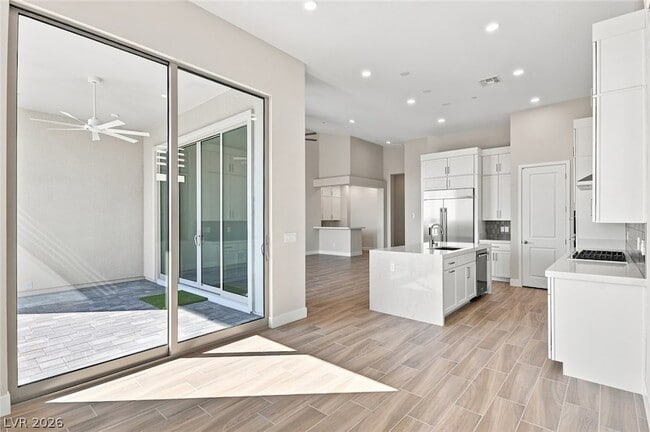 Building Photo - 964 Skyview Cv Ct