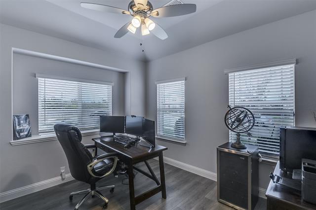 Building Photo - 1905 Winter Ct