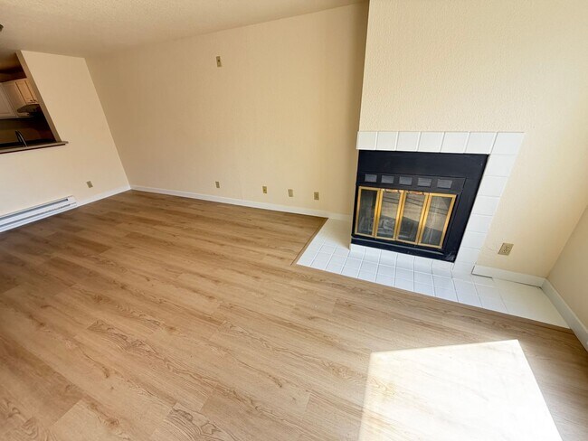 Interior Photo - TWG North